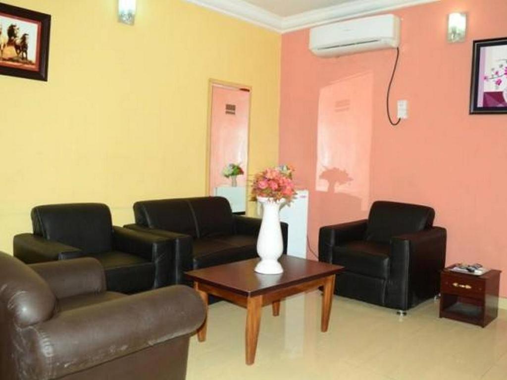 Newton Hotels Limited Owerri Exterior foto